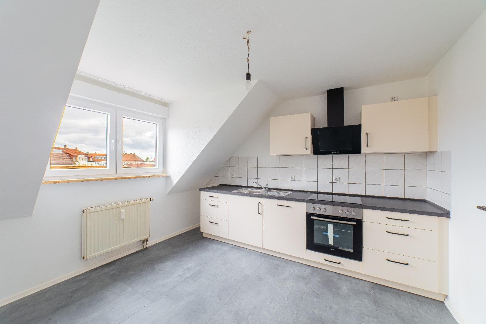 Predaj bytu 3-izbový 78 m², Elisenstr 18, Nürnberg, Bavorsko Predaj bytu 3-izbový 78 m², Elisenstr 18, Nürnberg, Bavorsko