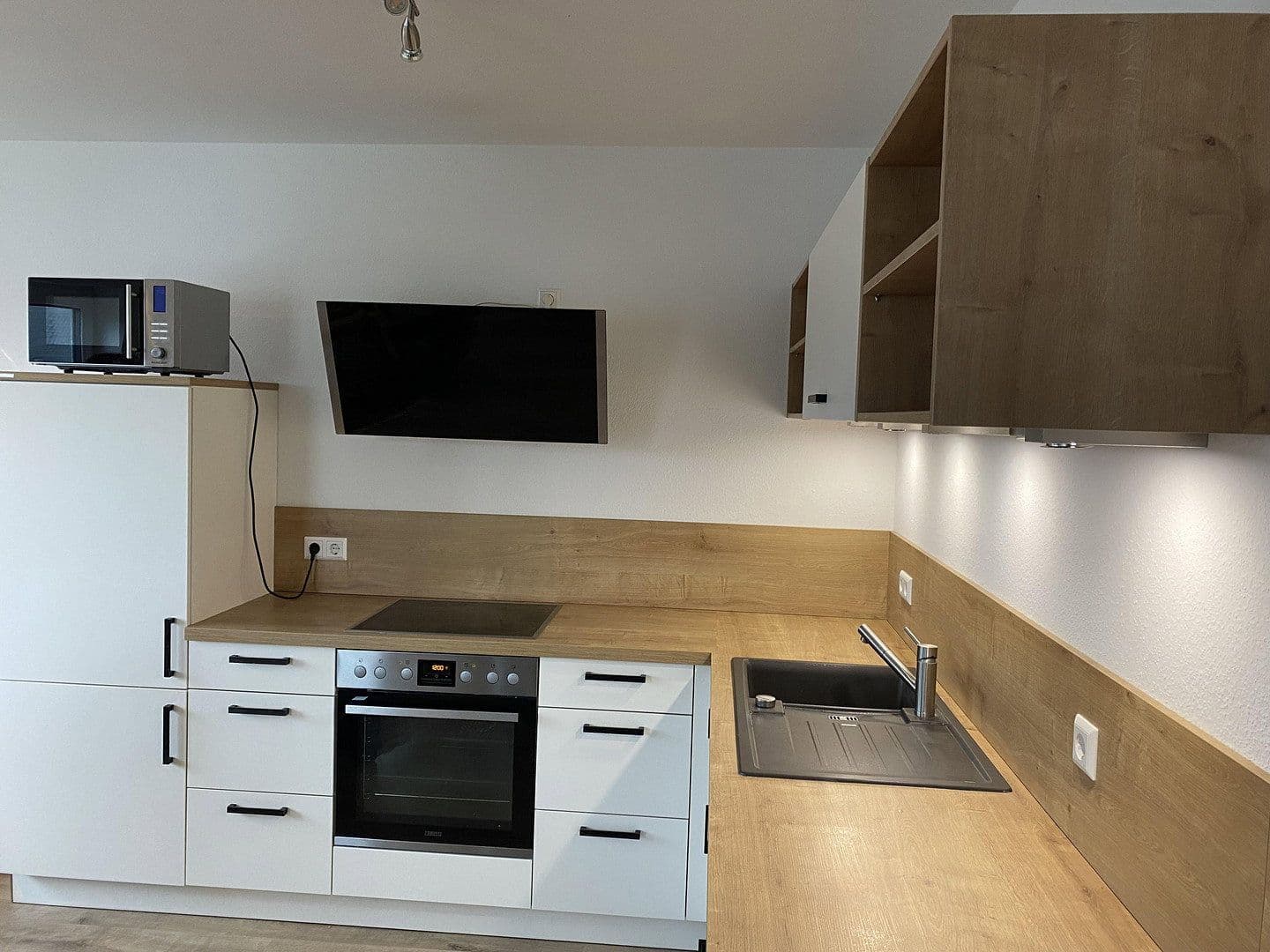 Prenájom bytu 3-izbový 78 m², Spesenrother Weg, Kastellaun, Porýnie-Falcko Prenájom bytu 3-izbový 78 m², Spesenrother Weg, Kastellaun, Porýnie-Falcko