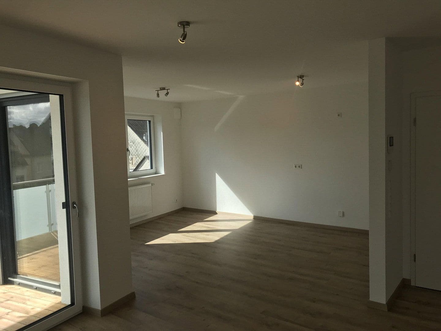 Prenájom bytu 3-izbový 78 m², Spesenrother Weg, Kastellaun, Porýnie-Falcko Prenájom bytu 3-izbový 78 m², Spesenrother Weg, Kastellaun, Porýnie-Falcko