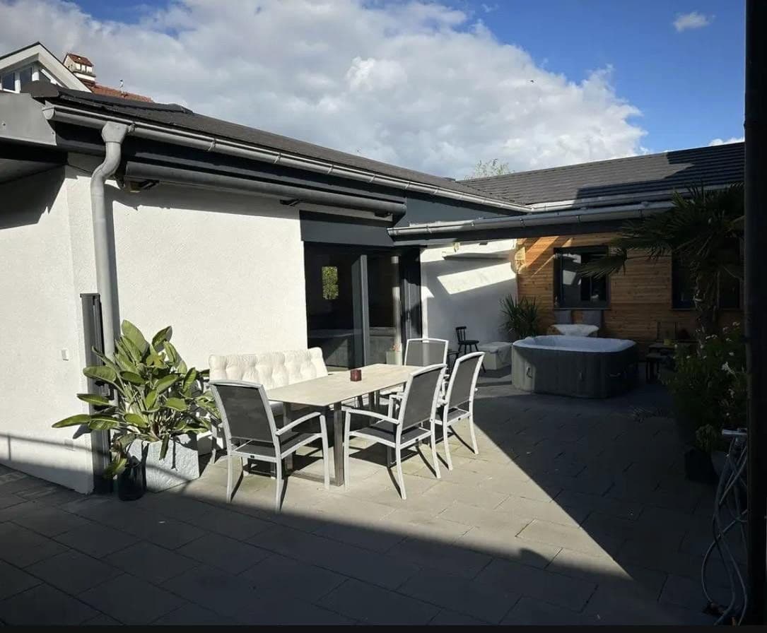 Predaj domu 264 m², pozemek 810 m², Heldenstein, Bavorsko Predaj domu 264 m², pozemek 810 m², Heldenstein, Bavorsko