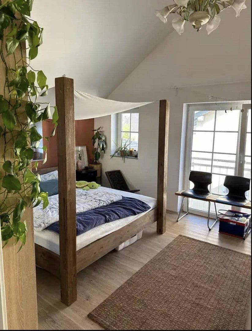 Predaj domu 264 m², pozemek 810 m², Heldenstein, Bavorsko Predaj domu 264 m², pozemek 810 m², Heldenstein, Bavorsko