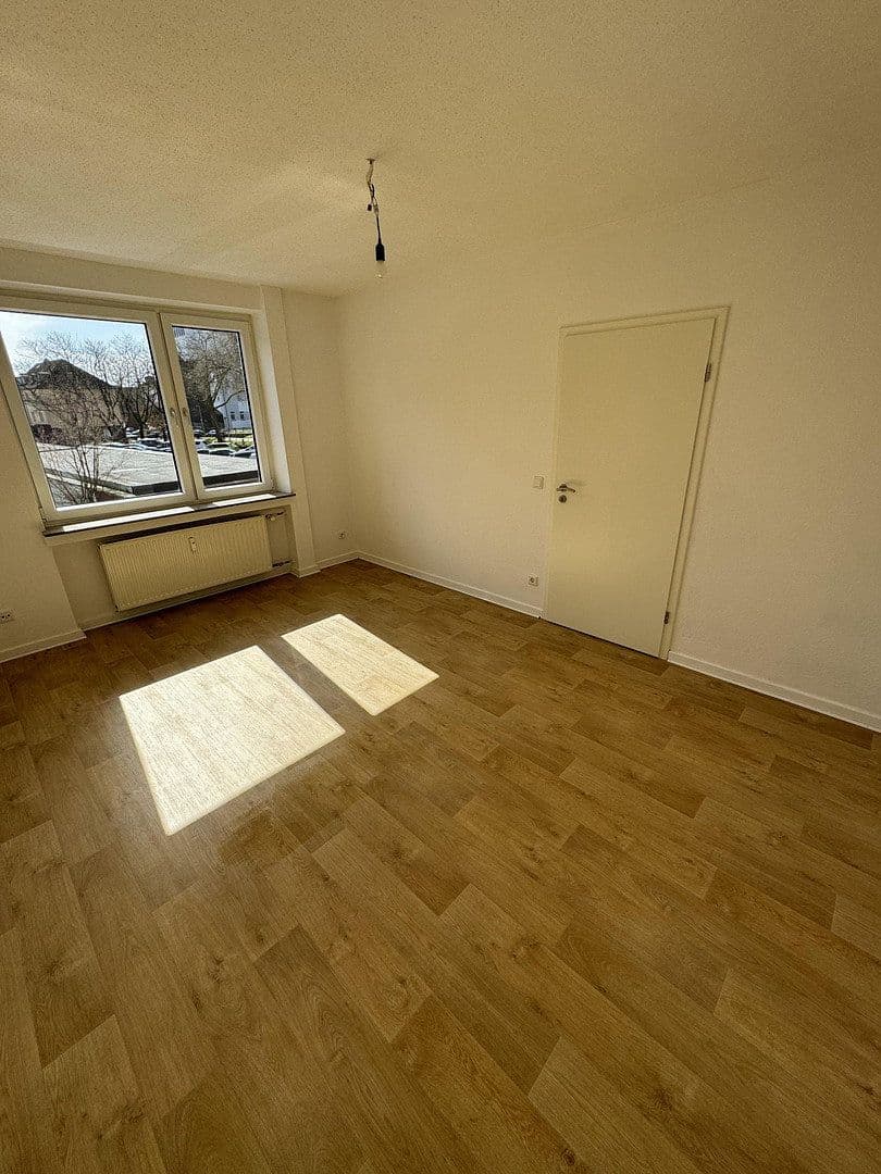 Prenájom bytu 1-izbový 33 m², Oberhausen, Severné Porýnie - Westfálsko Prenájom bytu 1-izbový 33 m², Oberhausen, Severné Porýnie - Westfálsko
