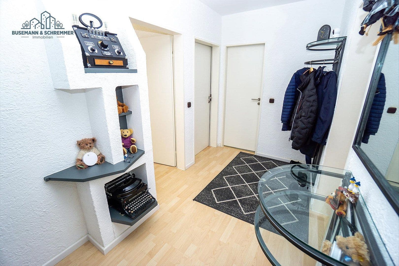 Prenájom bytu 3-izbový 70 m², Im Brünfeld 13, Seelze, Dolné Sasko Prenájom bytu 3-izbový 70 m², Im Brünfeld 13, Seelze, Dolné Sasko