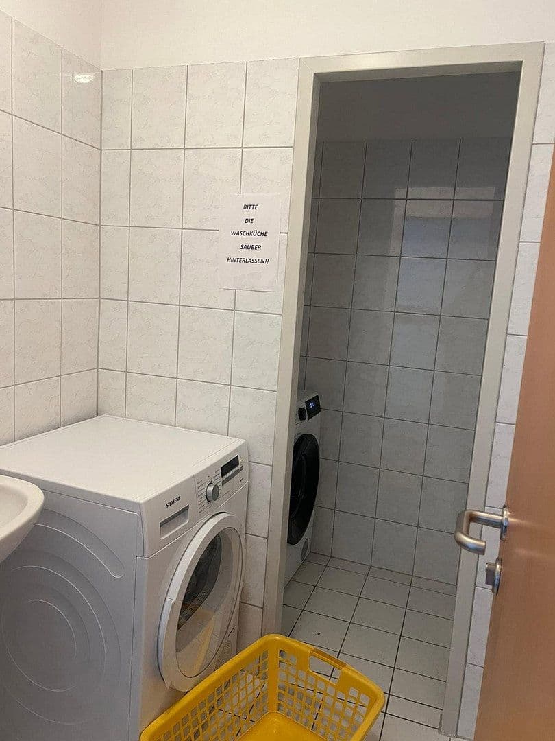 Prenájom bytu 1-izbový 32 m², Baldhamer Straße 39, Vaterstetten, Bavorsko Prenájom bytu 1-izbový 32 m², Baldhamer Straße 39, Vaterstetten, Bavorsko