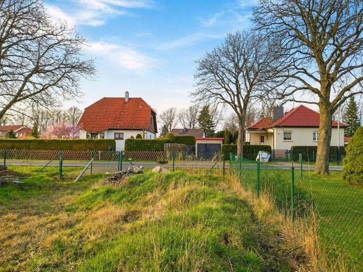 Predaj pozemku 834 m², Falkensee, Brandenbursko Predaj pozemku 834 m², Falkensee, Brandenbursko
