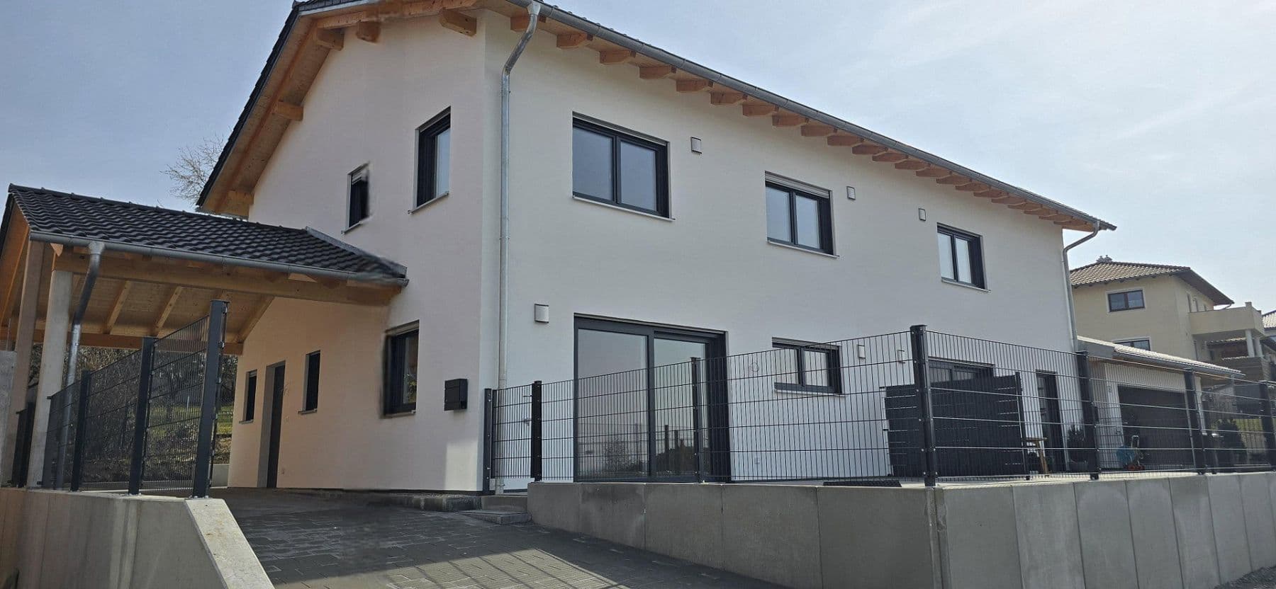 Prenájom domu 134 m², pozemek 301 m², Bogen, Bavorsko Prenájom domu 134 m², pozemek 301 m², Bogen, Bavorsko