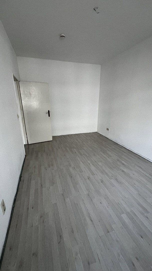 Predaj bytu 3-izbový 71 m², Berlin, Berlín Predaj bytu 3-izbový 71 m², Berlin, Berlín