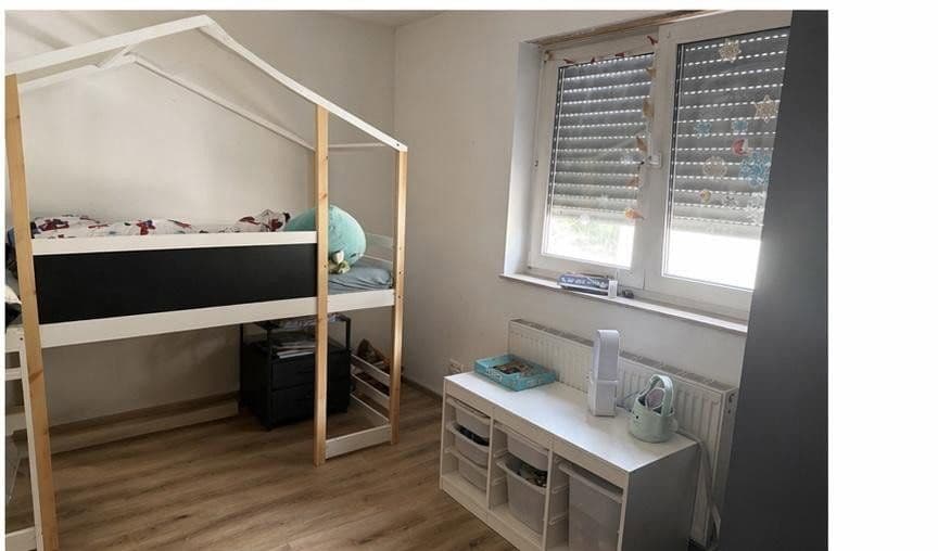 Prenájom bytu 3-izbový 87 m², Im Sauerborn 40, Karben, Hesensko Prenájom bytu 3-izbový 87 m², Im Sauerborn 40, Karben, Hesensko