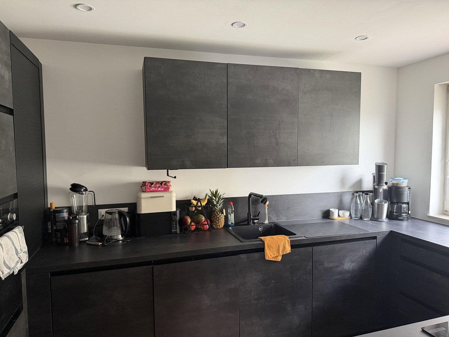 Prenájom bytu 3-izbový 87 m², Im Sauerborn 40, Karben, Hesensko Prenájom bytu 3-izbový 87 m², Im Sauerborn 40, Karben, Hesensko