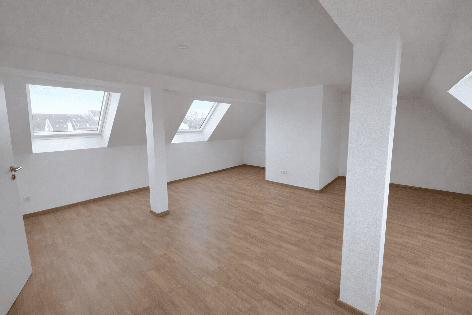 Prenájom bytu 4-izbový 103 m², Martinstraße 100, Mönchengladbach, Severné Porýnie - Westfálsko Prenájom bytu 4-izbový 103 m², Martinstraße 100, Mönchengladbach, Severné Porýnie - Westfálsko