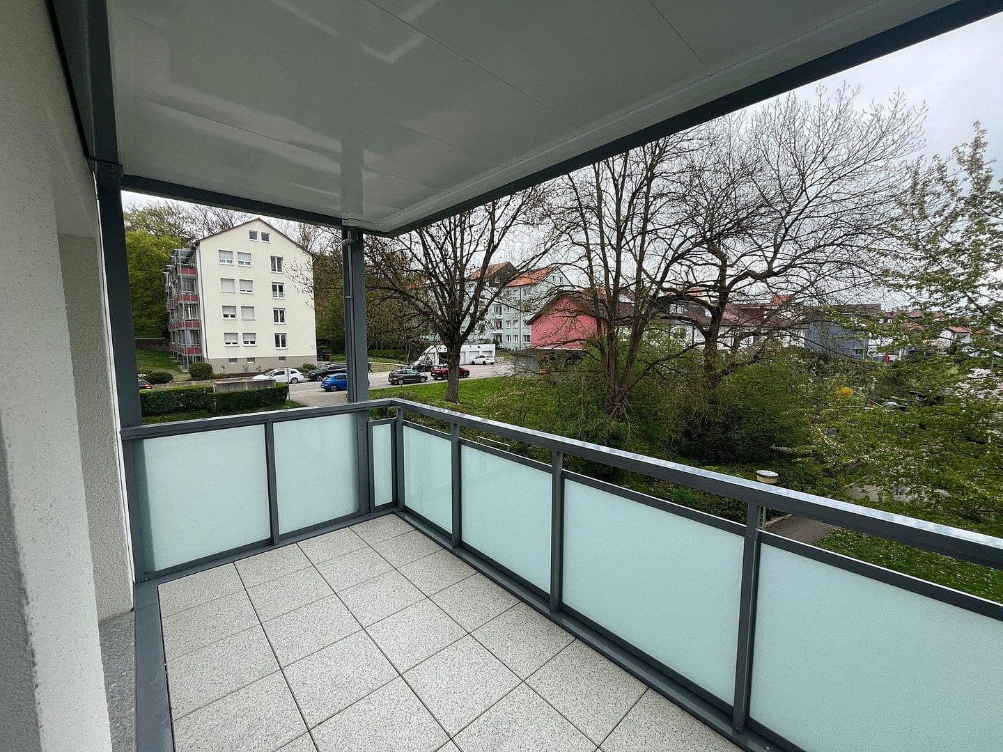 Prenájom bytu 3-izbový 65 m², Ulm, Bádensko-Wurttembersko Prenájom bytu 3-izbový 65 m², Ulm, Bádensko-Wurttembersko