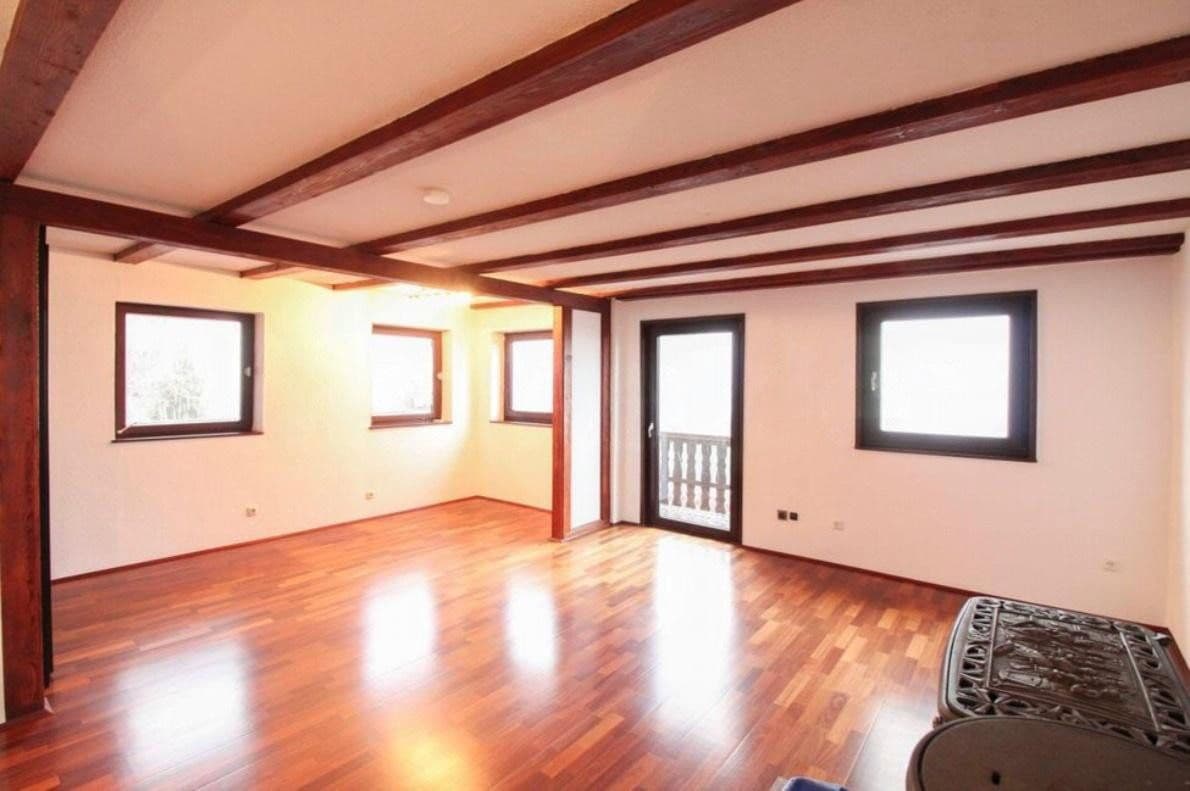 Predaj domu 122 m², pozemek 590 m², Spiegelau, Bavorsko Predaj domu 122 m², pozemek 590 m², Spiegelau, Bavorsko