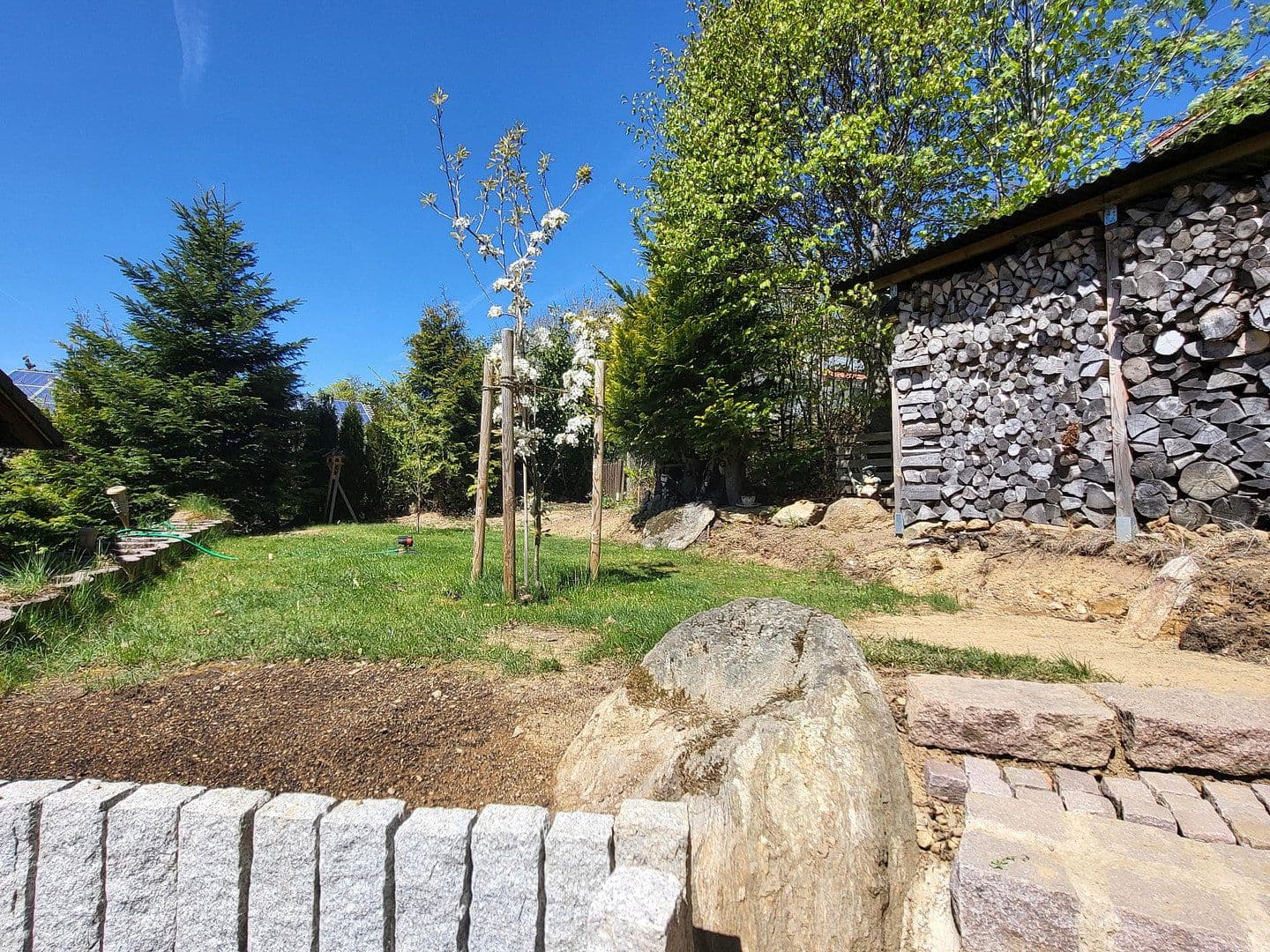 Predaj domu 122 m², pozemek 590 m², Spiegelau, Bavorsko Predaj domu 122 m², pozemek 590 m², Spiegelau, Bavorsko