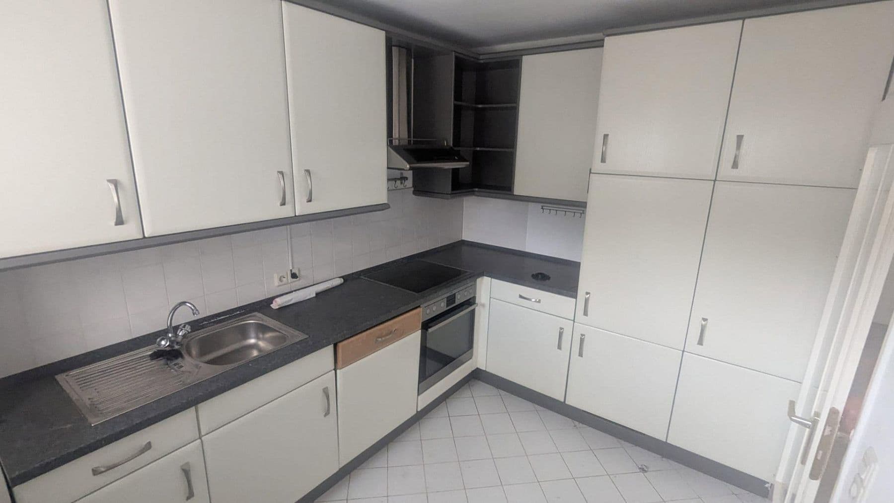 Prenájom bytu 3-izbový 74 m², Fasanenweg 12, Bensheim, Hesensko Prenájom bytu 3-izbový 74 m², Fasanenweg 12, Bensheim, Hesensko