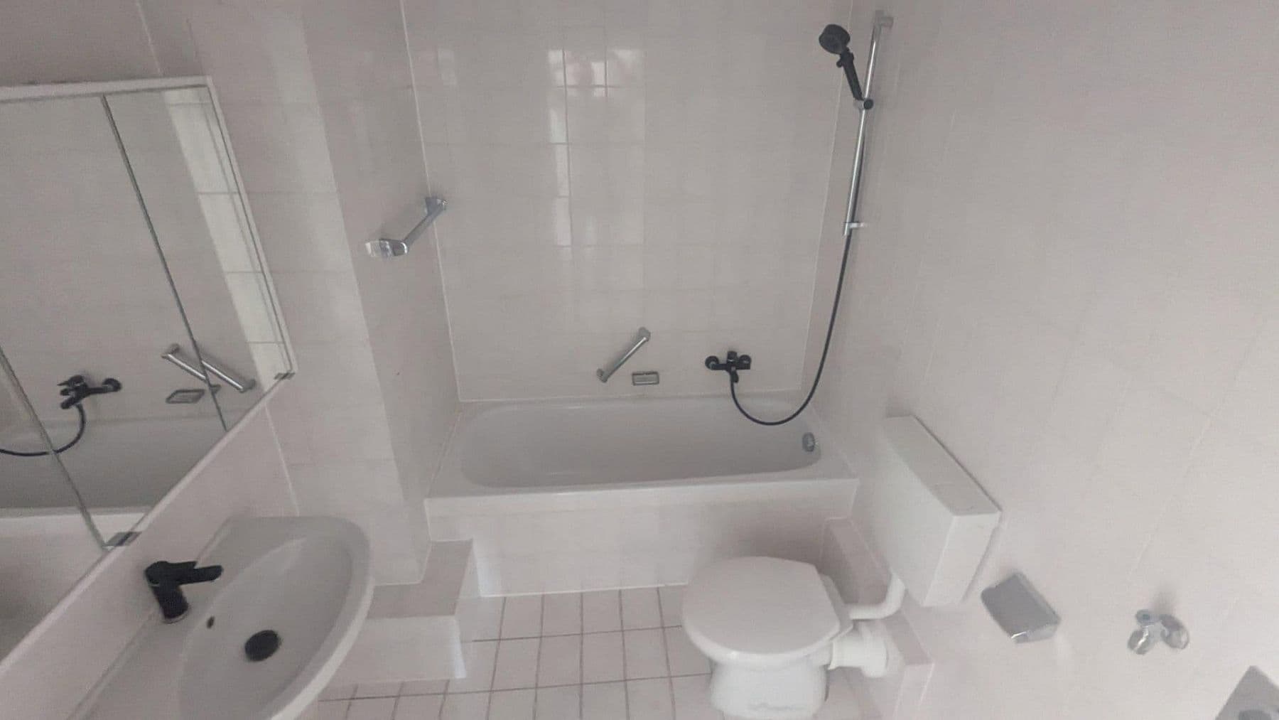 Prenájom bytu 3-izbový 74 m², Fasanenweg 12, Bensheim, Hesensko Prenájom bytu 3-izbový 74 m², Fasanenweg 12, Bensheim, Hesensko