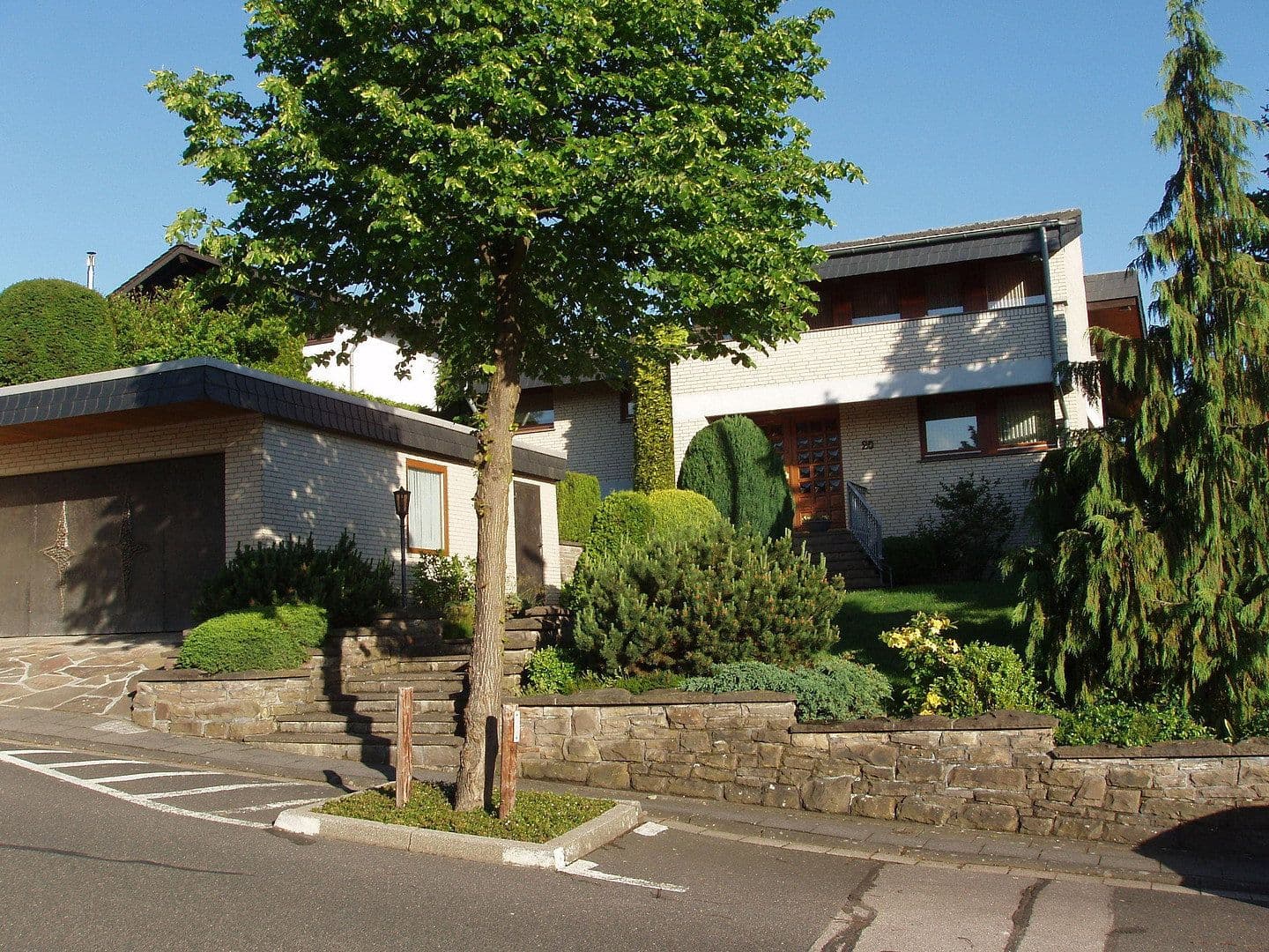 Predaj domu 226 m², pozemek 620 m², Ashfordstr. 20, Bad Münstereifel, Severné Porýnie - Westfálsko Predaj domu 226 m², pozemek 620 m², Ashfordstr. 20, Bad Münstereifel, Severné Porýnie - Westfálsko