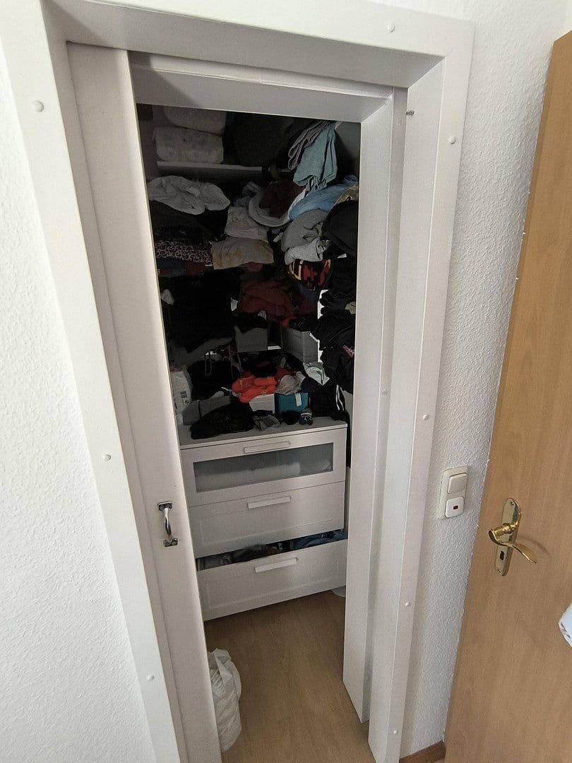 Prenájom bytu 4-izbový 98 m², Abendstr. 15 b, Magdeburg, Sasko-Anhaltsko Prenájom bytu 4-izbový 98 m², Abendstr. 15 b, Magdeburg, Sasko-Anhaltsko