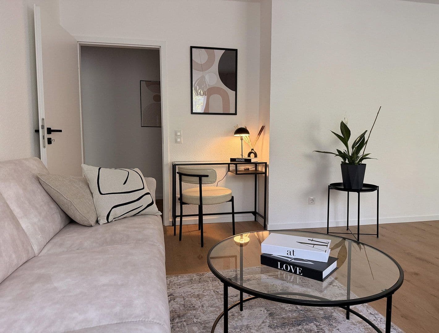 Prenájom bytu 2-izbový 45 m², Nürnberg, Bavorsko Prenájom bytu 2-izbový 45 m², Nürnberg, Bavorsko