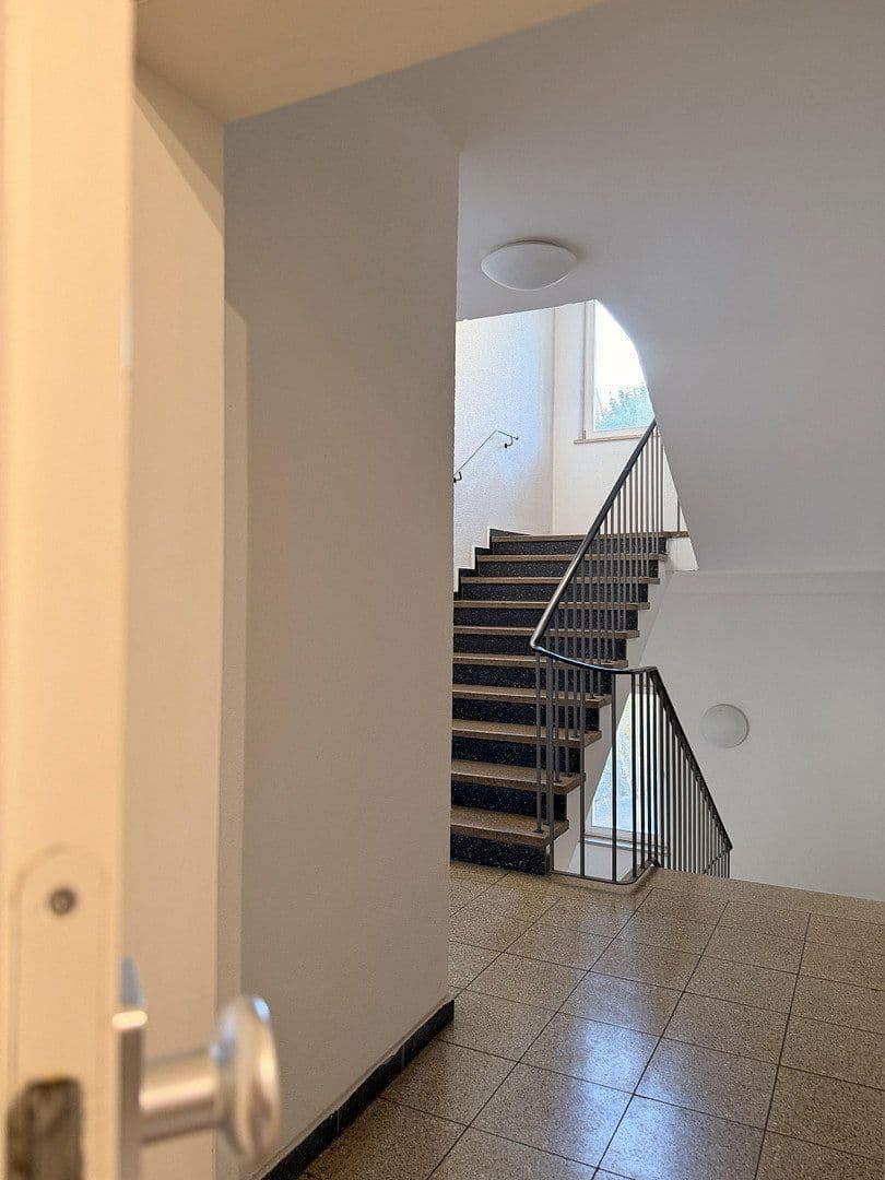 Prenájom bytu 2-izbový 45 m², Nürnberg, Bavorsko Prenájom bytu 2-izbový 45 m², Nürnberg, Bavorsko