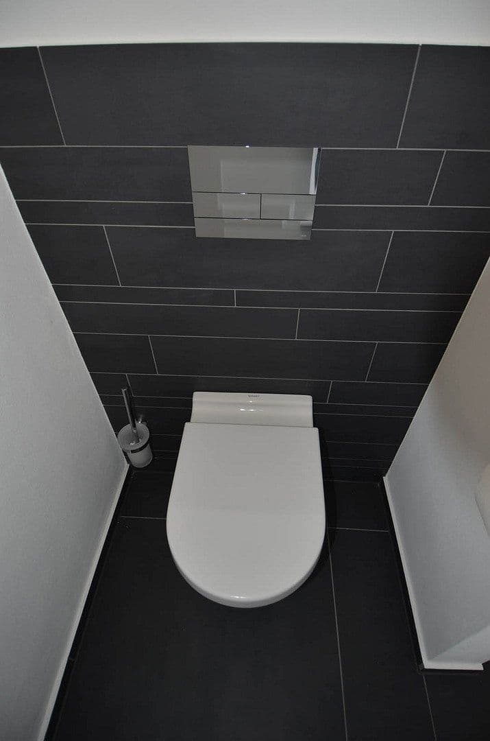 Prenájom bytu 3-izbový 100 m², Bad Honnef, Severné Porýnie - Westfálsko Prenájom bytu 3-izbový 100 m², Bad Honnef, Severné Porýnie - Westfálsko