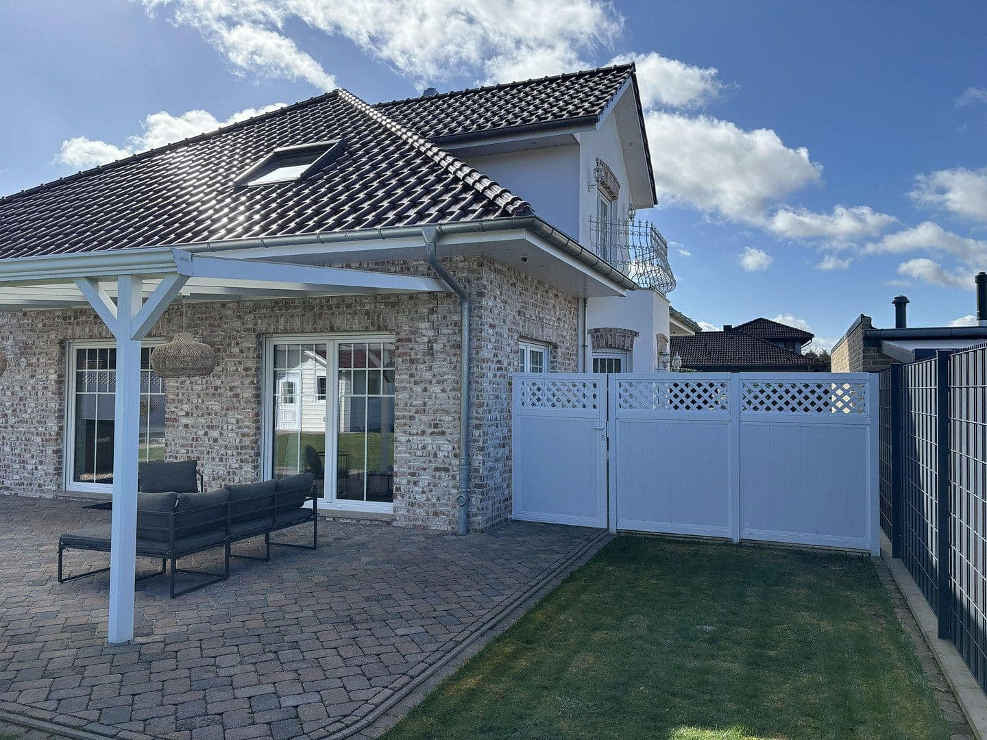 Predaj domu 197 m², pozemek 859 m², Kührstedter Weg 11, Geestland, Dolné Sasko Predaj domu 197 m², pozemek 859 m², Kührstedter Weg 11, Geestland, Dolné Sasko