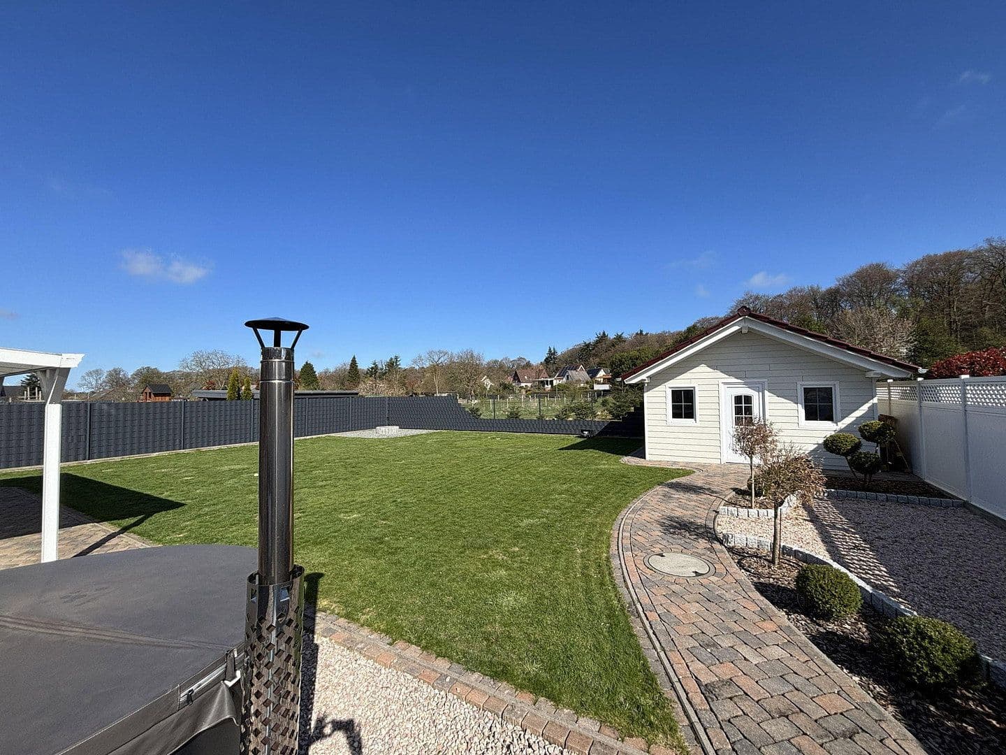 Predaj domu 197 m², pozemek 859 m², Kührstedter Weg 11, Geestland, Dolné Sasko Predaj domu 197 m², pozemek 859 m², Kührstedter Weg 11, Geestland, Dolné Sasko