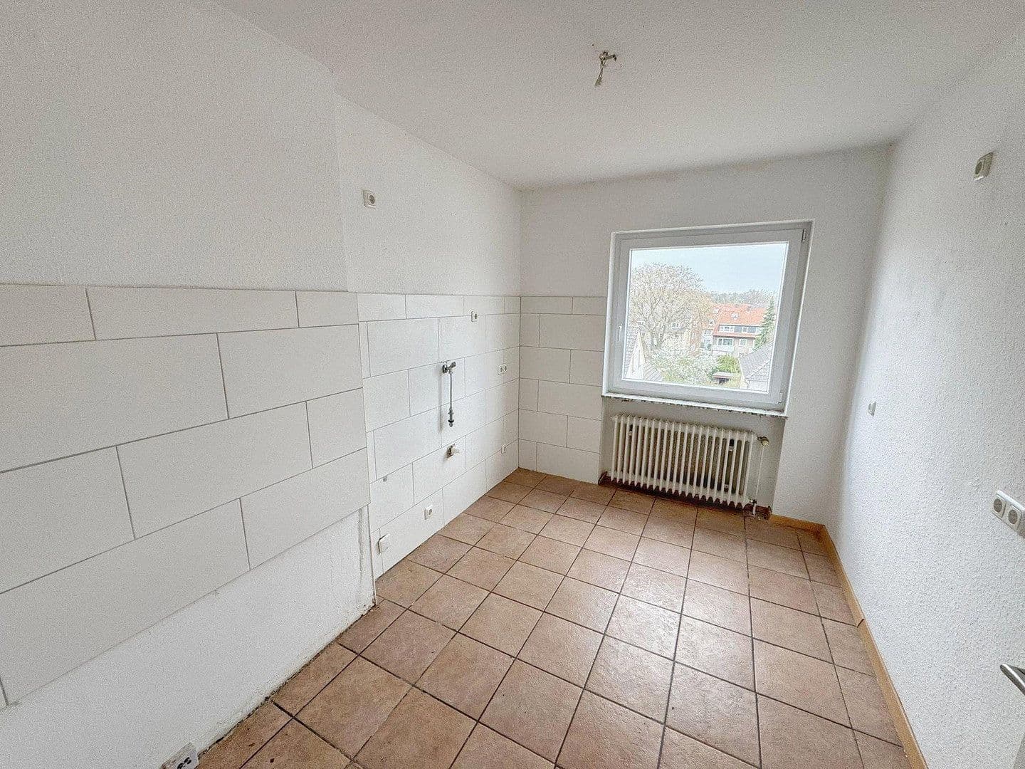 Prenájom bytu 3-izbový 76 m², Cranger Str. 210a, Gelsenkirchen, Severné Porýnie - Westfálsko Prenájom bytu 3-izbový 76 m², Cranger Str. 210a, Gelsenkirchen, Severné Porýnie - Westfálsko