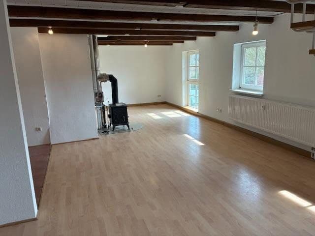 Prenájom bytu 3-izbový 129 m², Alte Dorfstraße 1a, Seesen, Dolné Sasko Prenájom bytu 3-izbový 129 m², Alte Dorfstraße 1a, Seesen, Dolné Sasko