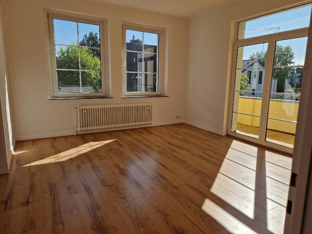 Prenájom bytu 4-izbový 139 m², Siegburg, Severné Porýnie - Westfálsko Prenájom bytu 4-izbový 139 m², Siegburg, Severné Porýnie - Westfálsko