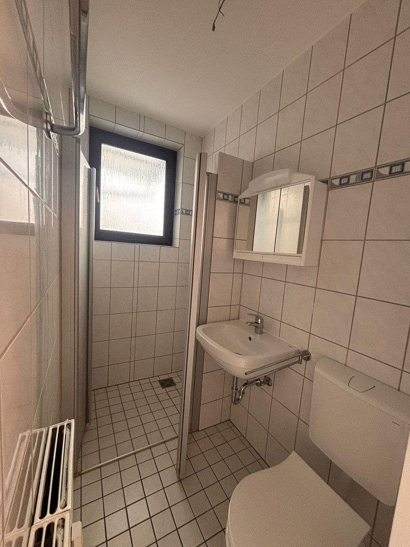 Prenájom bytu 1-izbový 23 m², Frankfurt, Hesensko Prenájom bytu 1-izbový 23 m², Frankfurt, Hesensko