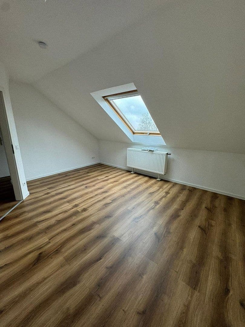 Prenájom bytu 3-izbový 73 m², Hohenzollern Str. 37, Recklinghausen, Severné Porýnie - Westfálsko Prenájom bytu 3-izbový 73 m², Hohenzollern Str. 37, Recklinghausen, Severné Porýnie - Westfálsko