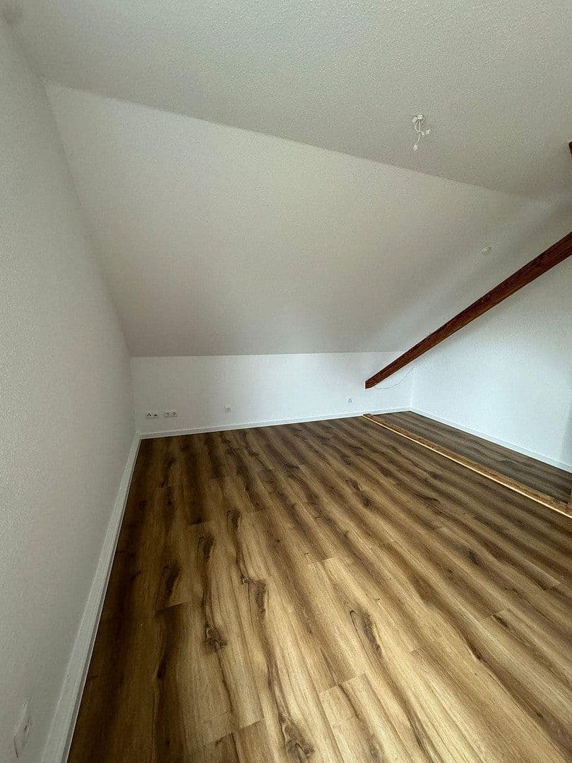 Prenájom bytu 3-izbový 73 m², Hohenzollern Str. 37, Recklinghausen, Severné Porýnie - Westfálsko Prenájom bytu 3-izbový 73 m², Hohenzollern Str. 37, Recklinghausen, Severné Porýnie - Westfálsko
