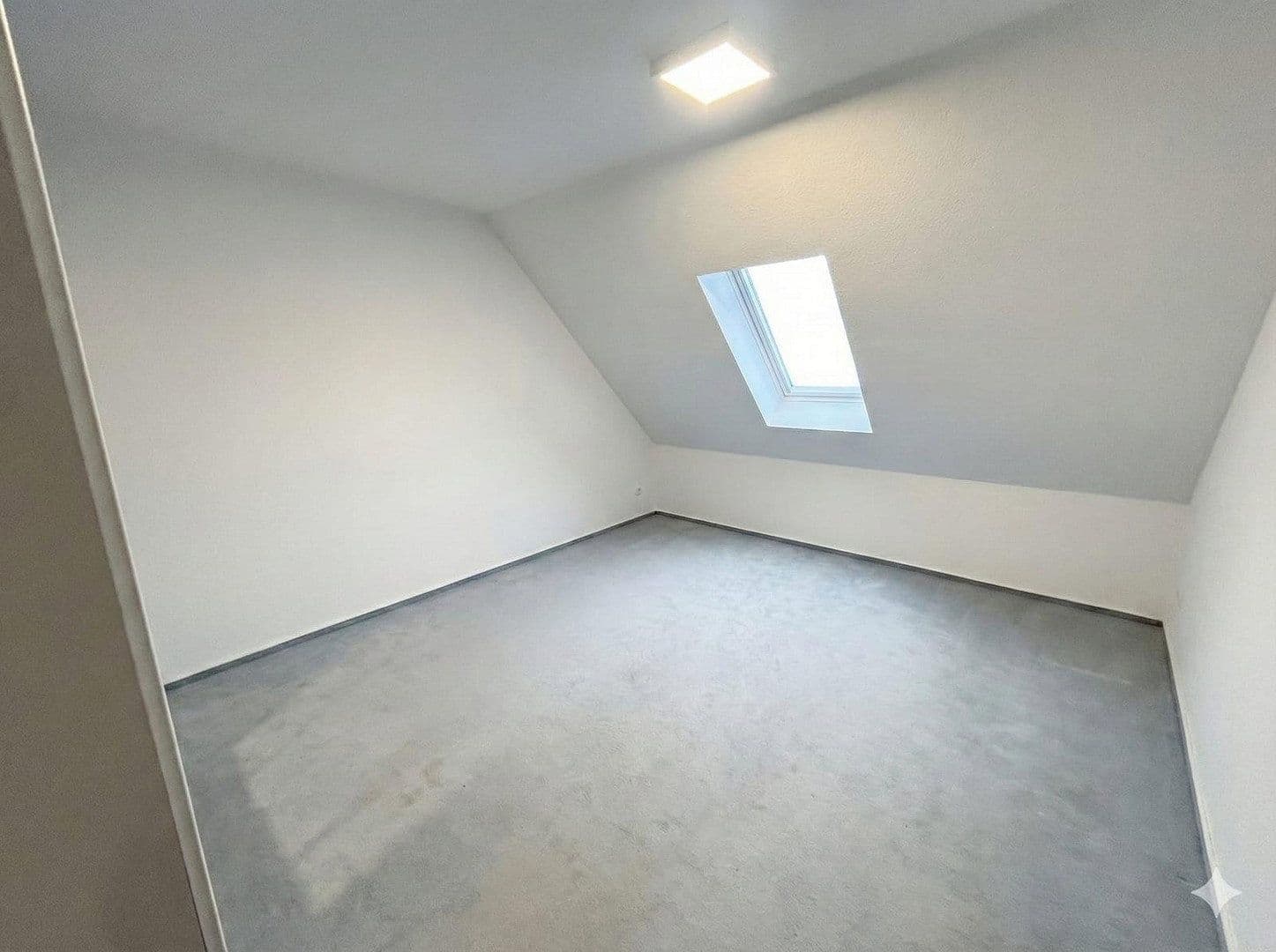 Predaj bytu 3-izbový 71 m², Neumünster, Šlezvicko-Holštajnsko Predaj bytu 3-izbový 71 m², Neumünster, Šlezvicko-Holštajnsko