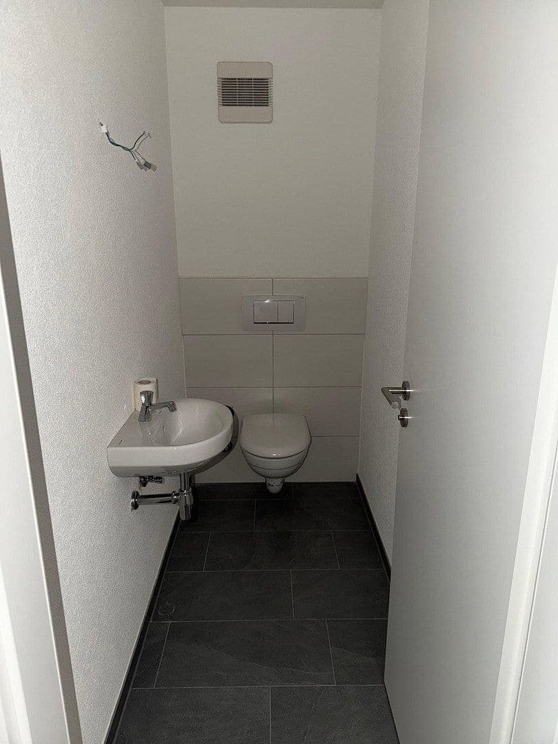 Predaj bytu 4-izbový 93 m², Alte Schulstr. 11, Zimmern ob Rottweil, Bádensko-Wurttembersko Predaj bytu 4-izbový 93 m², Alte Schulstr. 11, Zimmern ob Rottweil, Bádensko-Wurttembersko