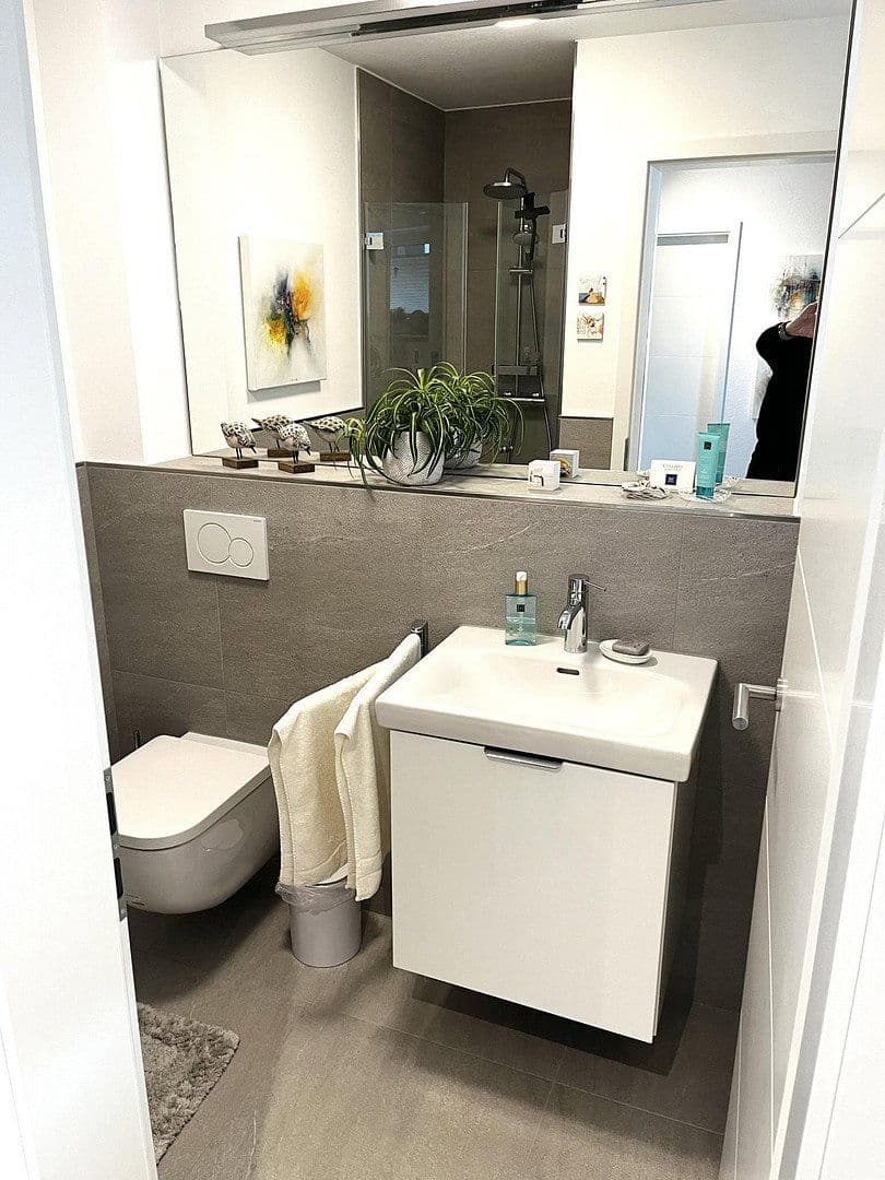 Prenájom domu 128 m², pozemek 320 m², Detmold, Severné Porýnie - Westfálsko Prenájom domu 128 m², pozemek 320 m², Detmold, Severné Porýnie - Westfálsko