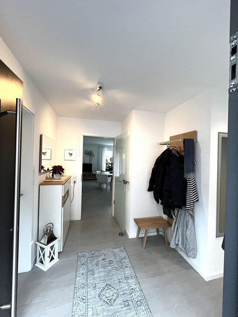 Prenájom domu 128 m², pozemek 320 m², Detmold, Severné Porýnie - Westfálsko Prenájom domu 128 m², pozemek 320 m², Detmold, Severné Porýnie - Westfálsko