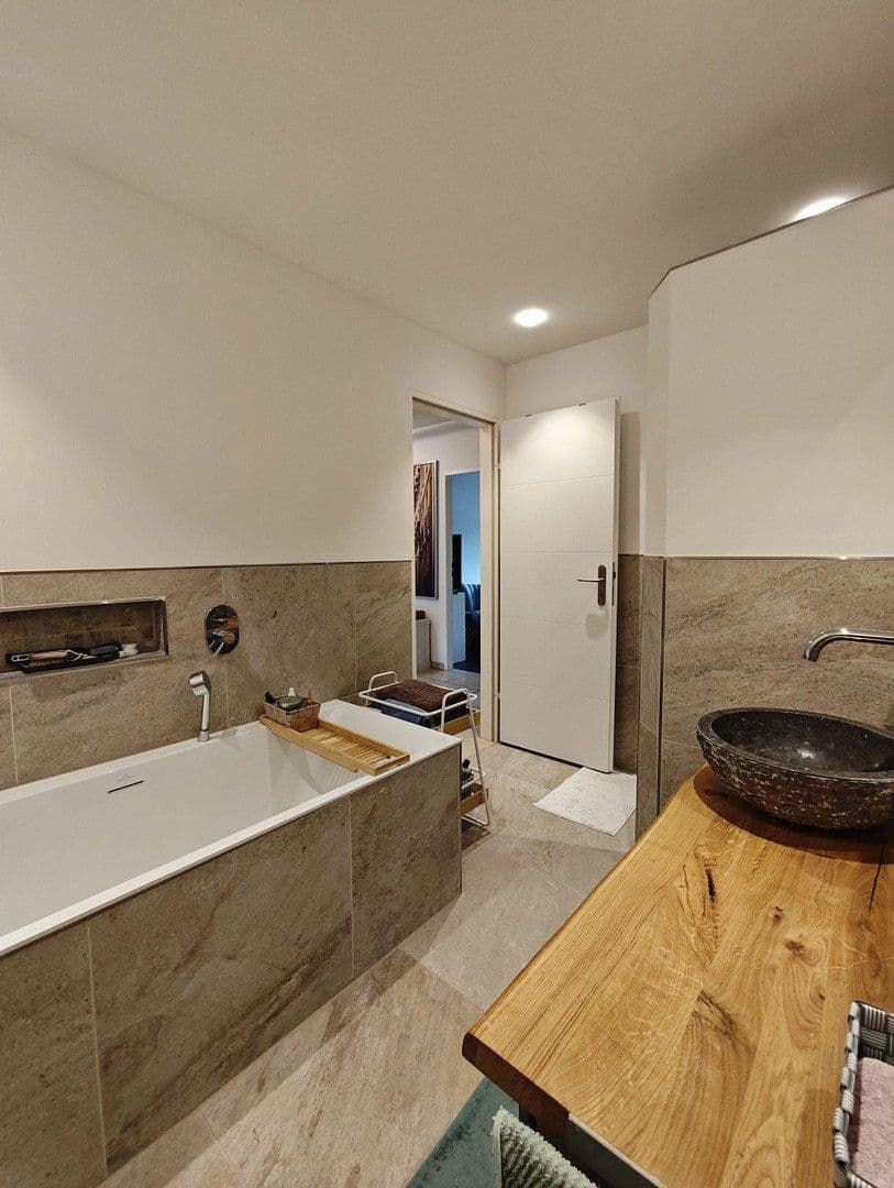 Predaj bytu 4-izbový 101 m², Kaarst, Severné Porýnie - Westfálsko Predaj bytu 4-izbový 101 m², Kaarst, Severné Porýnie - Westfálsko