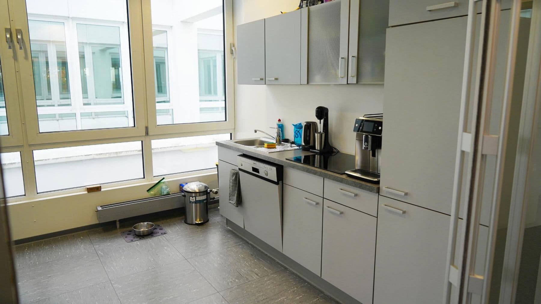 Prenájom kancelárie 345 m², Siegburger Straße 39a, Sankt Augustin, Severné Porýnie - Westfálsko Prenájom kancelárie 345 m², Siegburger Straße 39a, Sankt Augustin, Severné Porýnie - Westfálsko