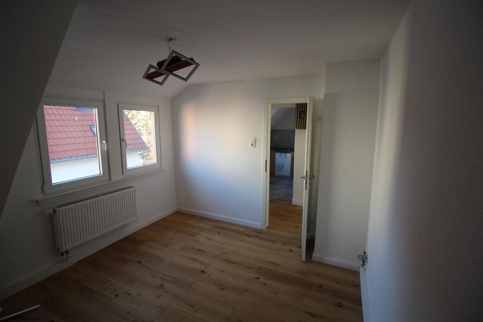Predaj domu 163 m², pozemek 142 m², Stuttgart, Bádensko-Wurttembersko Predaj domu 163 m², pozemek 142 m², Stuttgart, Bádensko-Wurttembersko