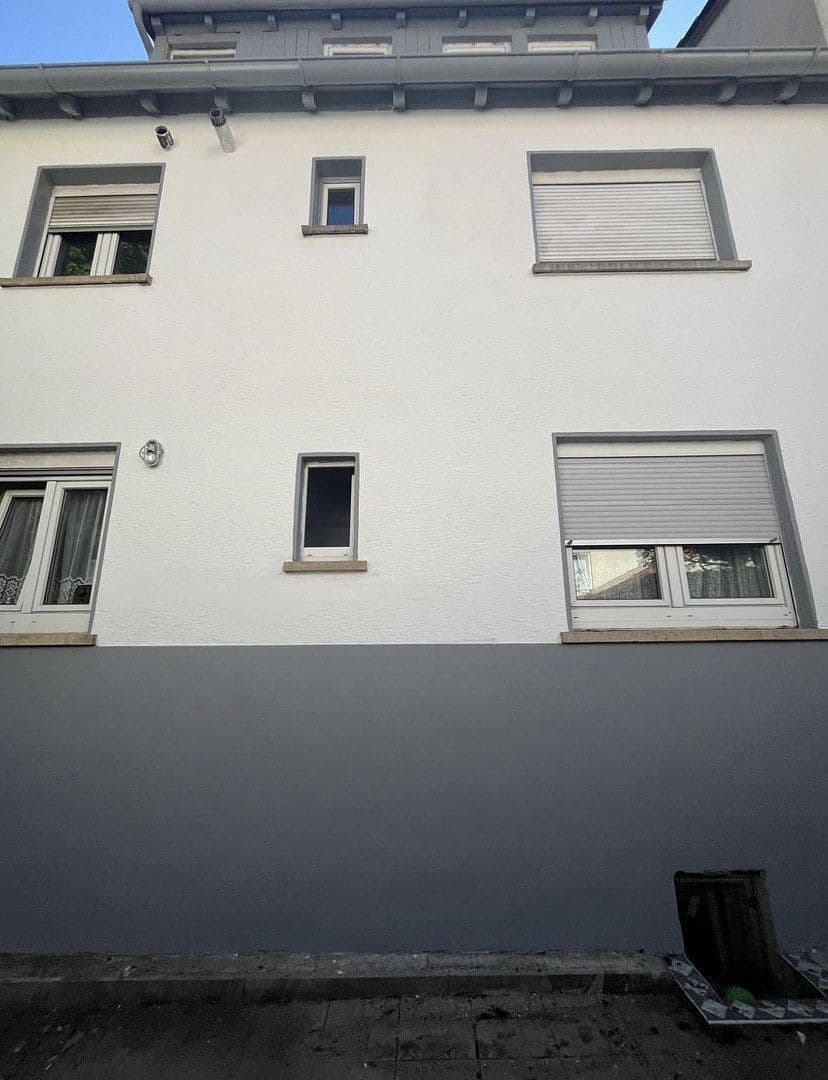 Predaj domu 163 m², pozemek 142 m², Stuttgart, Bádensko-Wurttembersko Predaj domu 163 m², pozemek 142 m², Stuttgart, Bádensko-Wurttembersko