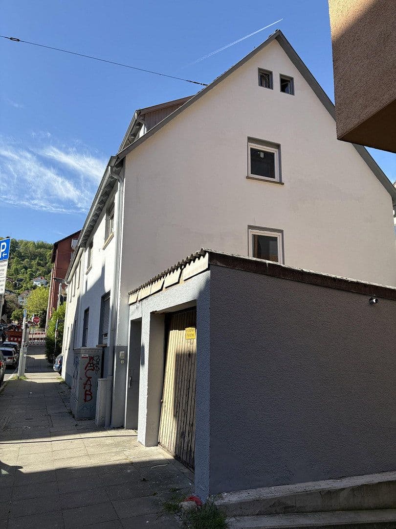 Predaj domu 163 m², pozemek 142 m², Stuttgart, Bádensko-Wurttembersko Predaj domu 163 m², pozemek 142 m², Stuttgart, Bádensko-Wurttembersko