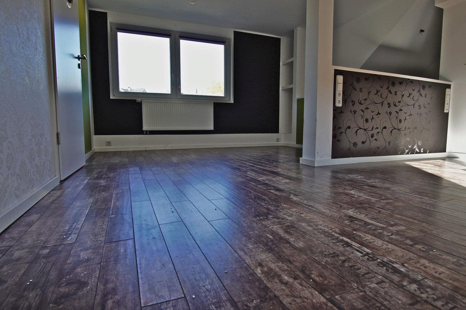 Prenájom bytu 3-izbový 110 m², Kürten, Severné Porýnie - Westfálsko Prenájom bytu 3-izbový 110 m², Kürten, Severné Porýnie - Westfálsko