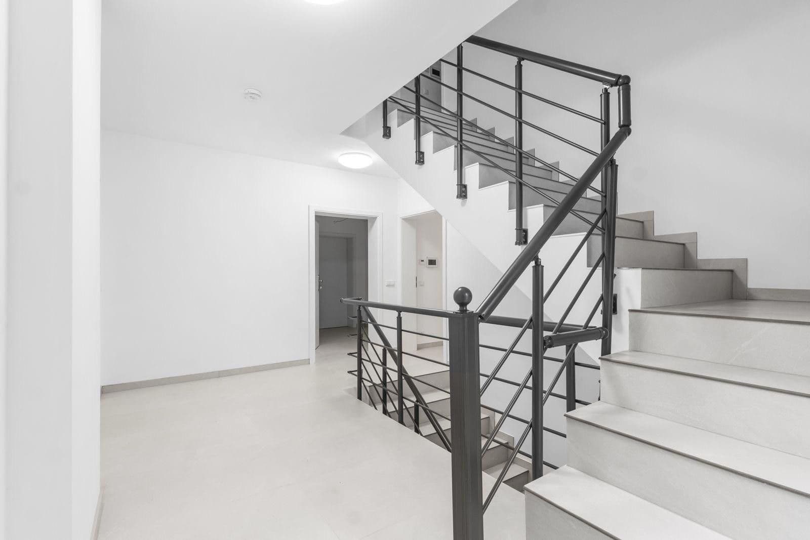 Prenájom bytu 2-izbový 50 m², Attendorn, Severné Porýnie - Westfálsko Prenájom bytu 2-izbový 50 m², Attendorn, Severné Porýnie - Westfálsko