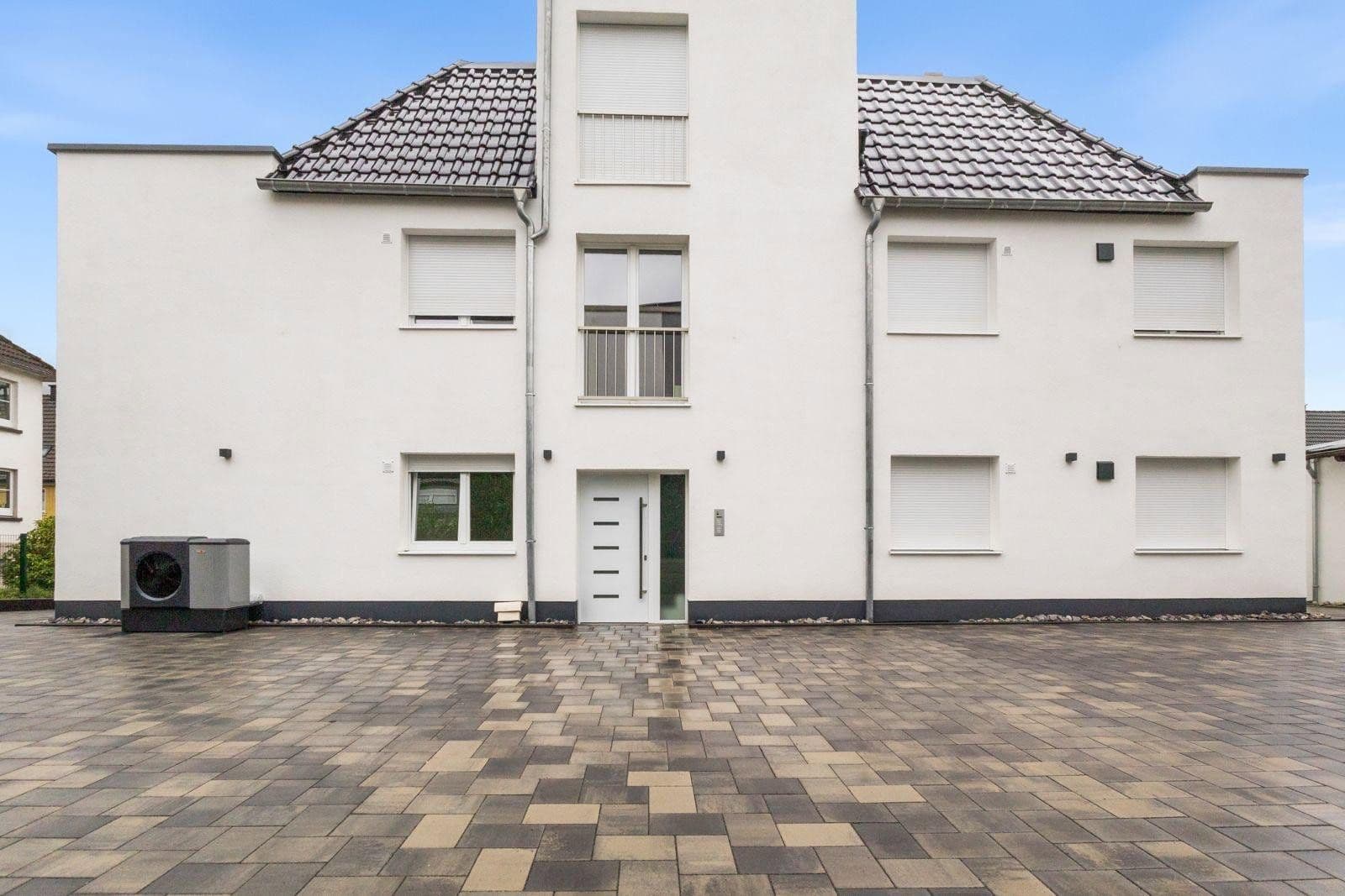 Prenájom bytu 2-izbový 50 m², Attendorn, Severné Porýnie - Westfálsko Prenájom bytu 2-izbový 50 m², Attendorn, Severné Porýnie - Westfálsko