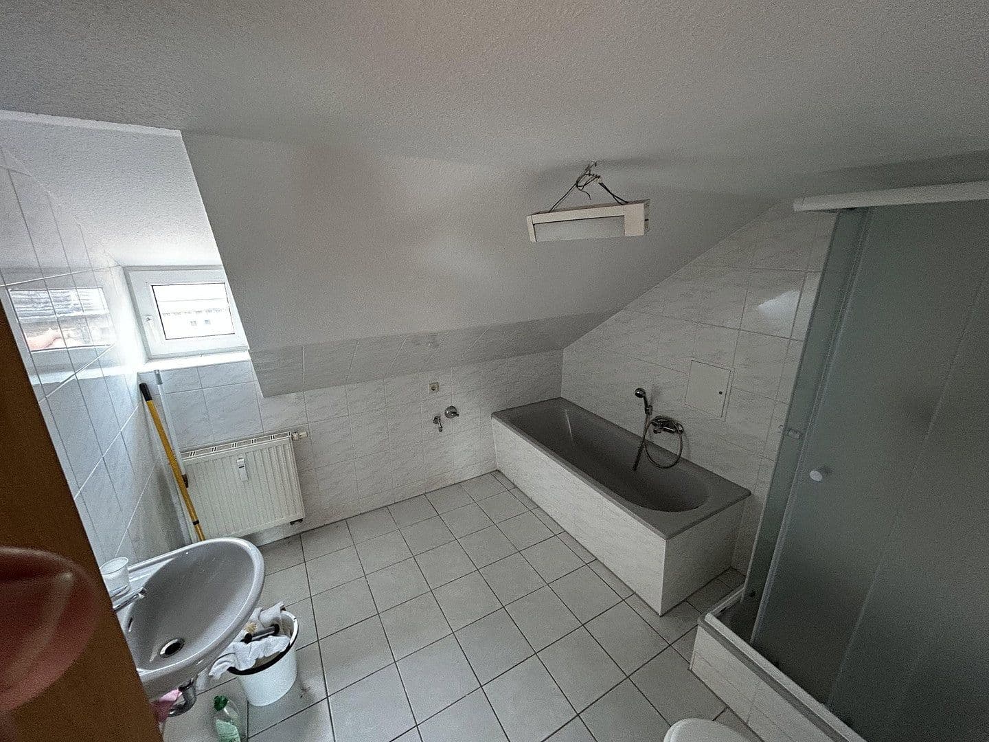 Prenájom bytu 4-izbový 79 m², Luisenstr. 15, Görlitz, Sasko Prenájom bytu 4-izbový 79 m², Luisenstr. 15, Görlitz, Sasko