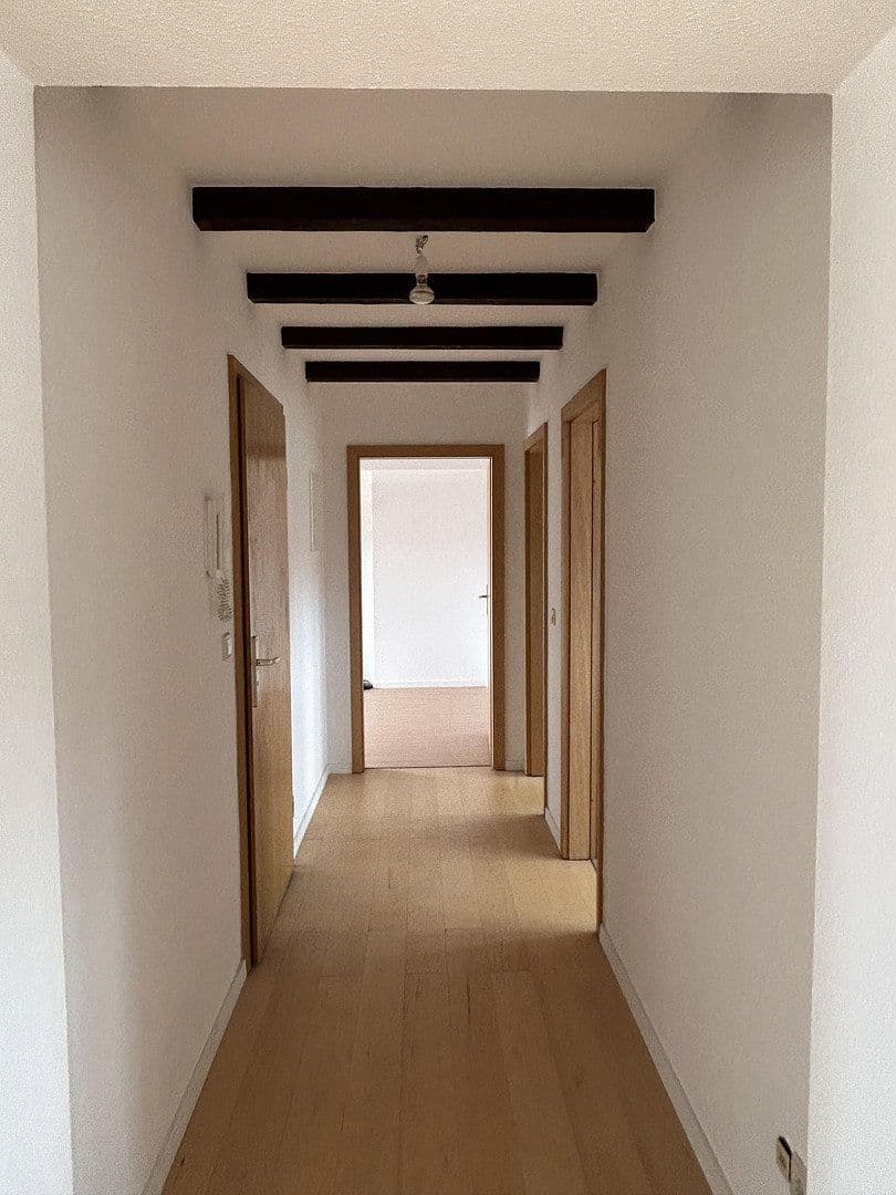 Prenájom bytu 4-izbový 79 m², Luisenstr. 15, Görlitz, Sasko Prenájom bytu 4-izbový 79 m², Luisenstr. 15, Görlitz, Sasko