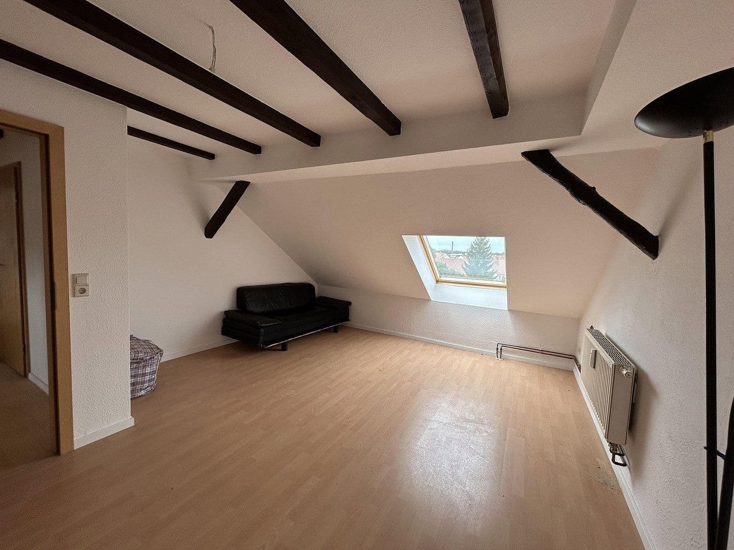 Prenájom bytu 4-izbový 79 m², Luisenstr. 15, Görlitz, Sasko Prenájom bytu 4-izbový 79 m², Luisenstr. 15, Görlitz, Sasko