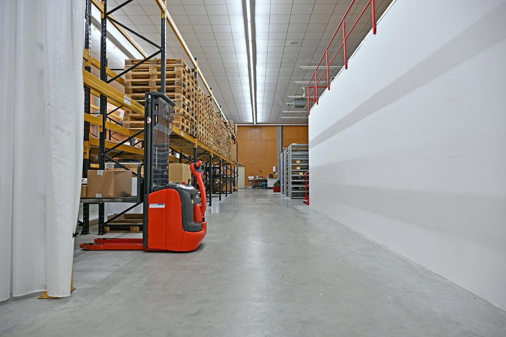 Predaj nebytového priestoru 5.000 m², Bad Säckingen, Bádensko-Wurttembersko Predaj nebytového priestoru 5.000 m², Bad Säckingen, Bádensko-Wurttembersko