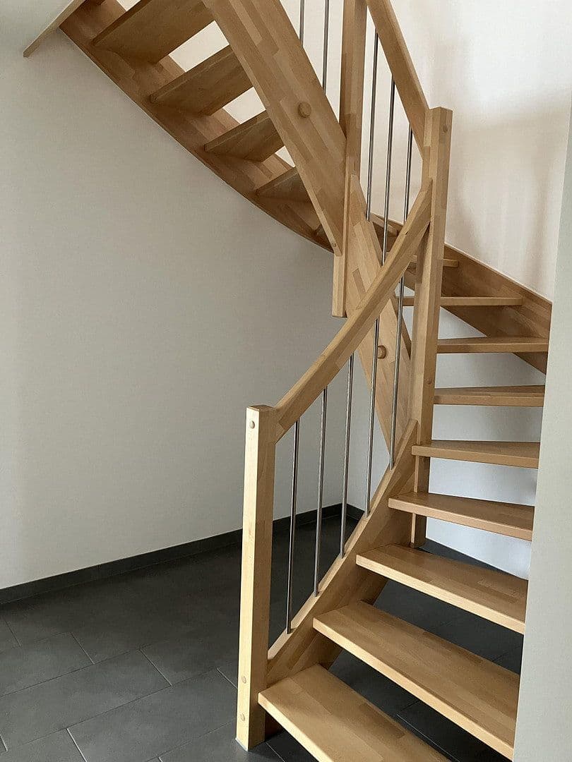 Prenájom domu 120 m², pozemek 320 m², Irchenrieth, Bavorsko Prenájom domu 120 m², pozemek 320 m², Irchenrieth, Bavorsko