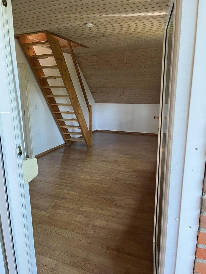 Predaj domu 269 m², pozemek 734 m², Glienicke/Nordbahn, Brandenbursko Predaj domu 269 m², pozemek 734 m², Glienicke/Nordbahn, Brandenbursko